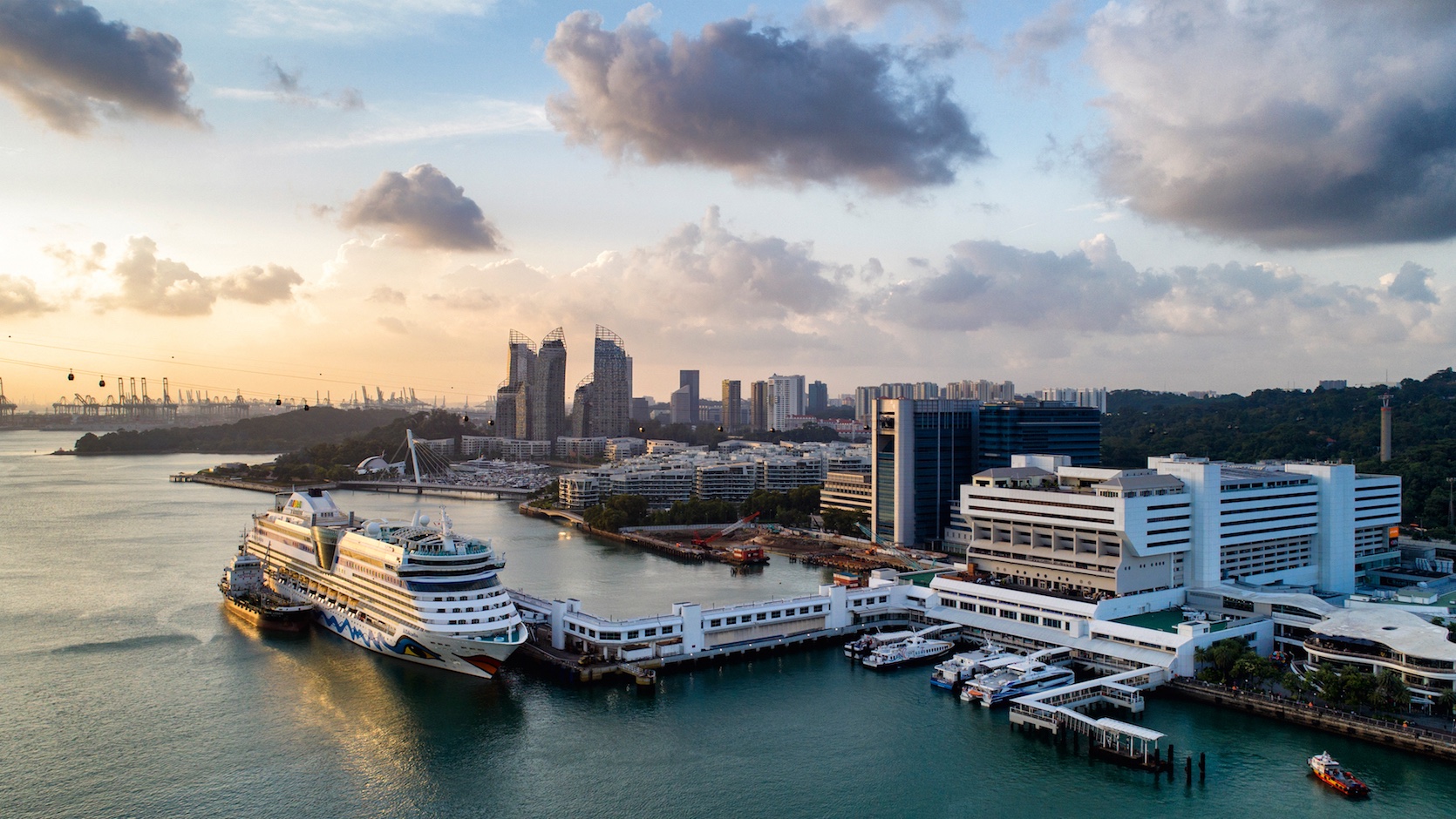 Singapore Cruise Centre (ferry & cruise)