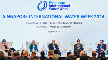 Panel discussion on urban water challenges featuring global experts at Singapore International Water Week.