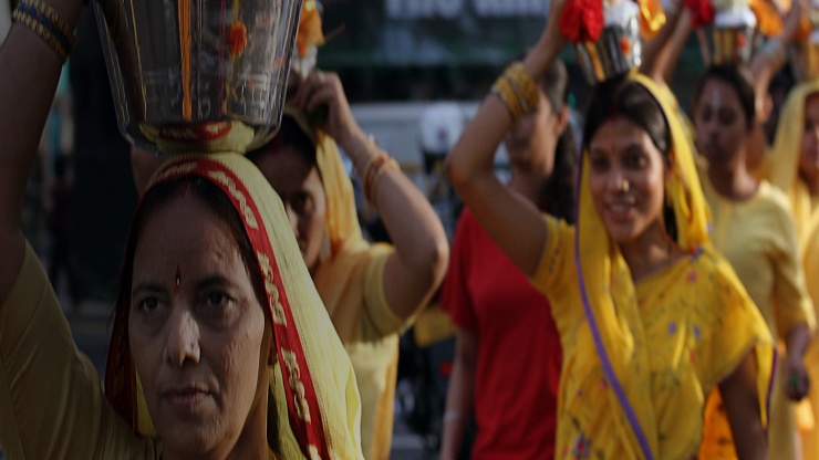 Feiern Sie die kulturelle Vielfalt der Stadt mit traditionellen Festen wie Thaipusam. 